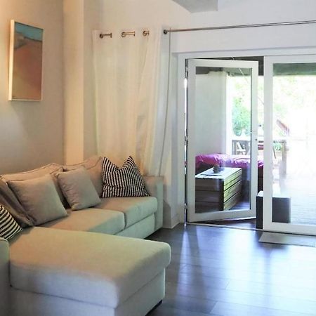 Terraced house, Les Saintes-Maries-de-la-Mer Extérieur photo
